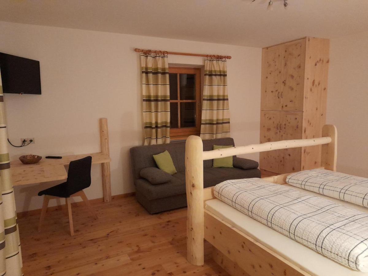 Schweiggerhof -Agriturismo- Farm Holidays فيلاندرو المظهر الخارجي الصورة